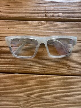 Off-White Translucent Marble Square-Angled Eyewear